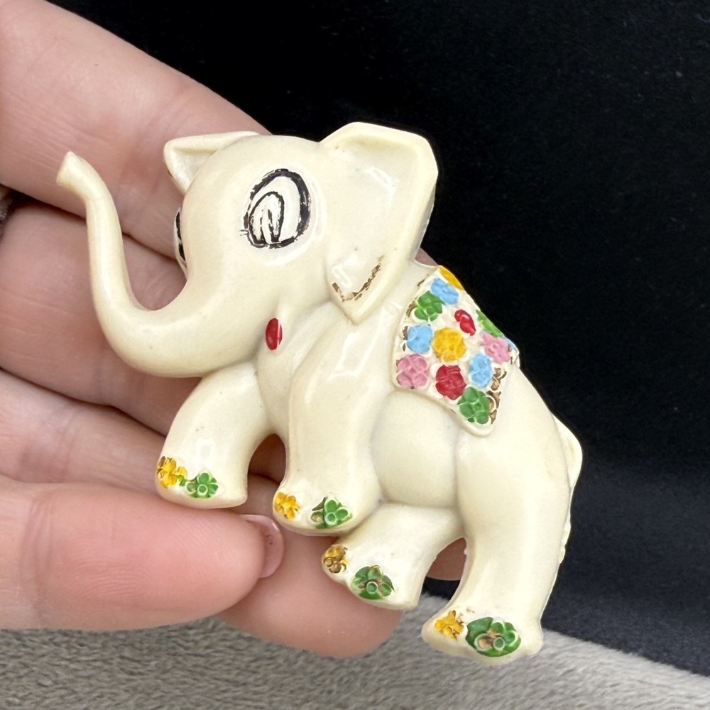 Vintage Estate Elephant Brooch White Floral Painted Plastic Pin 2in